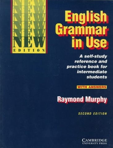 English Grammar In Use de Raymond Murphy pela Cambridge University Press (1995)
