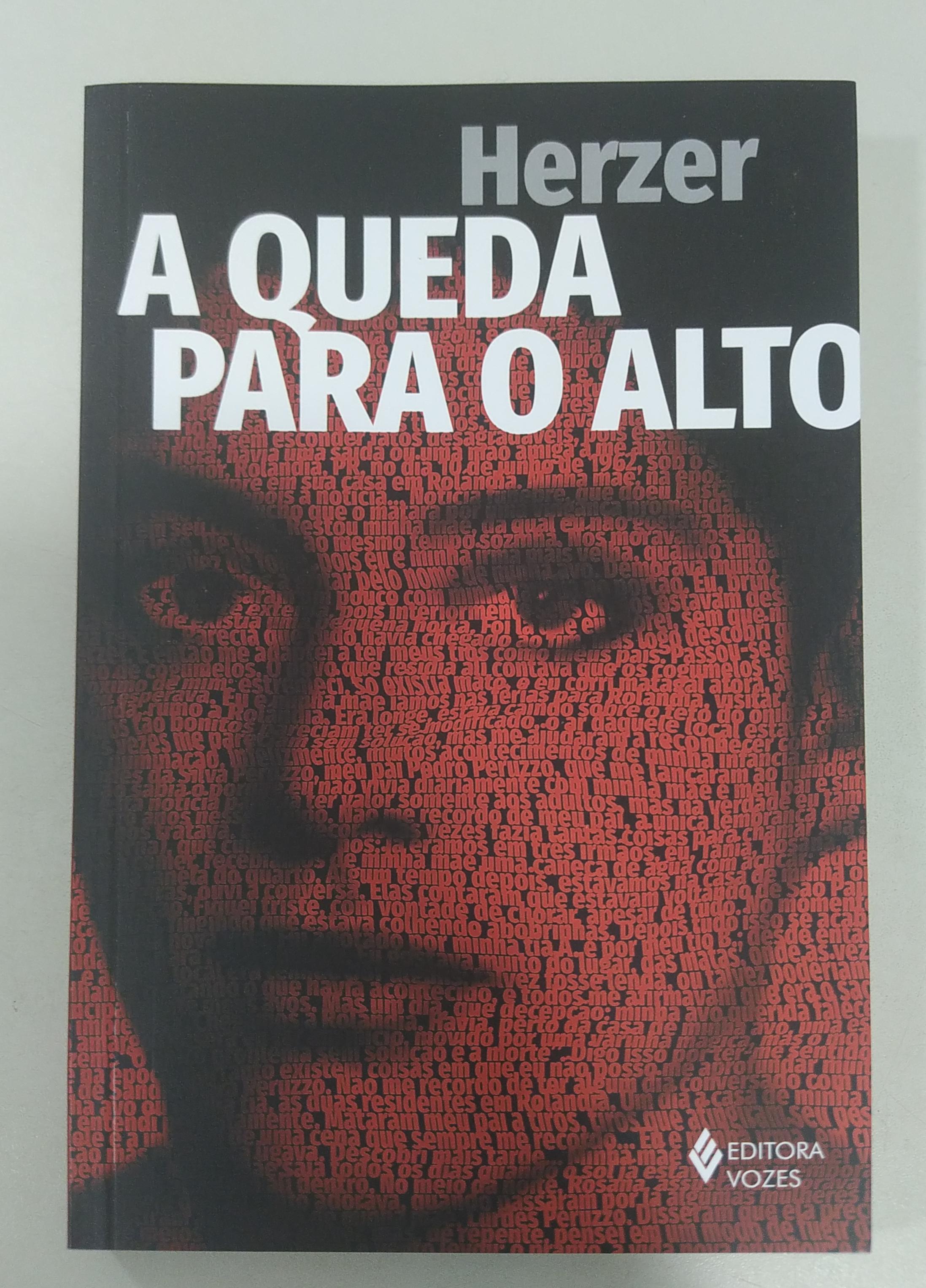 A Queda Para O Alto de Sandra Mara Herzer pela Vozes (2003)
