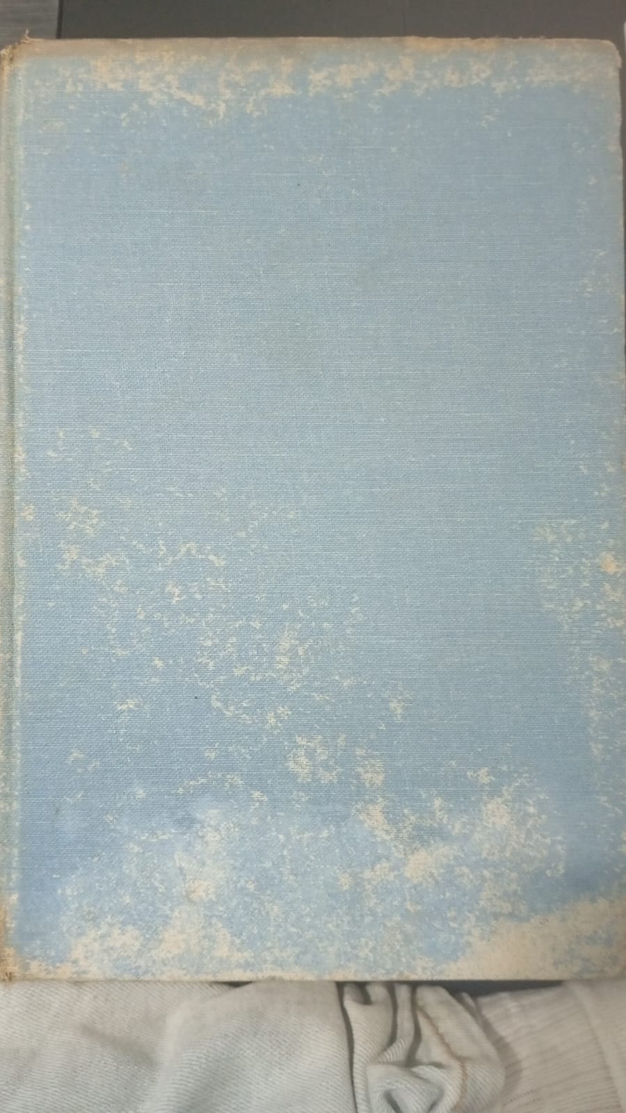 Christian Personal Ethics de Carl F. H. Henry pela Eerdmans Publishing Company (1957)
