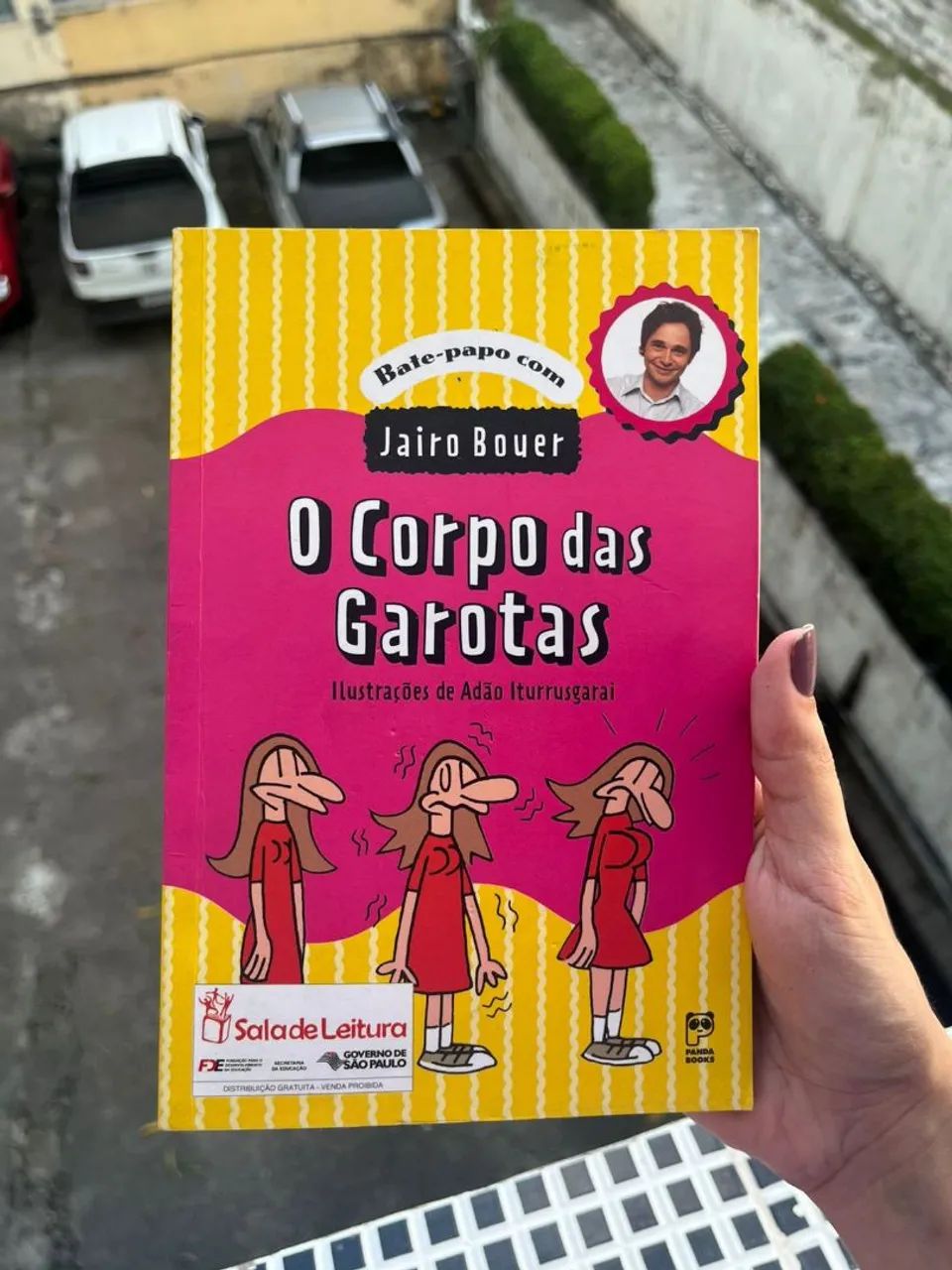 alternative text